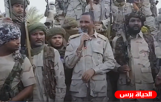في أول ظهور له منذ اشهر .. حميدتي يدعو لتغيير قيادة الجيش للتوصل لاتفاق